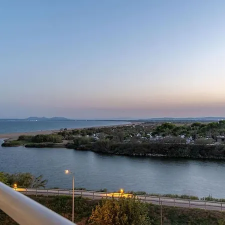 D2-5 Ampuria Delta Sunset With Parking & Wifi *